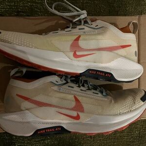 Nike Trail Pegasus goretex Men's Shoes - White and orange